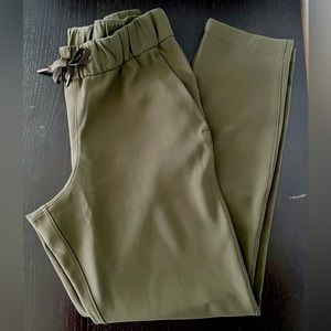 Lululemon On The Fly 7/8 pants